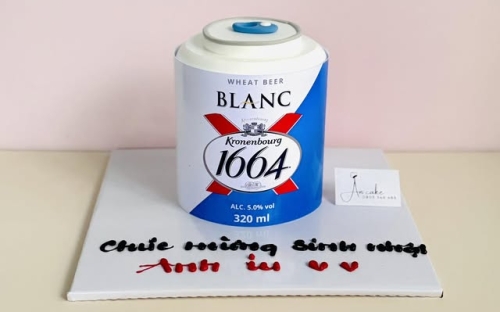 Bánh kem tạo hình lon bia - Nghệ thuật độc đáo trong thế giới bánh ngọt