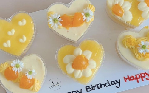 Set Bánh Bông Lan Trứng Muối - Đặc Sản Thơm Ngon Khó Cưỡng Từ An Cake